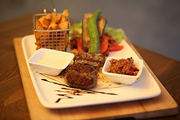 Laures - Cafe und Patisserie