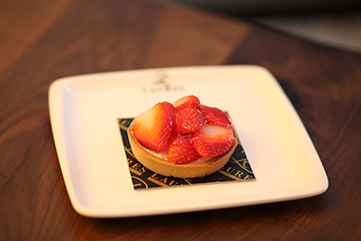 Laures - Cafe und Patisserie