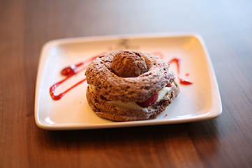 Laures - Cafe und Patisserie