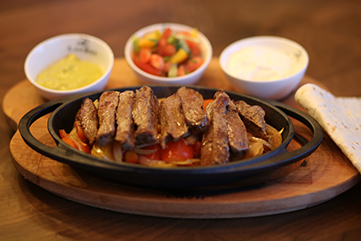 Laures - Cafe und Patisserie